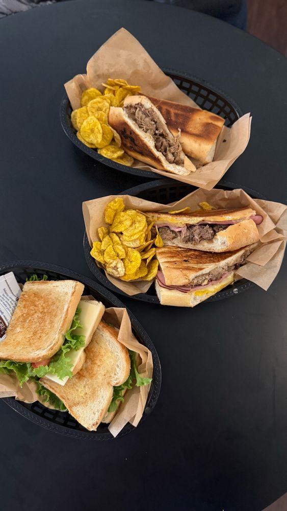 Honey Rock Books and Cafe Logo