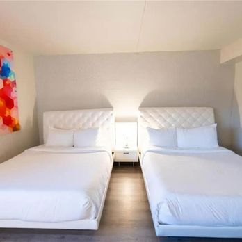 The Clarendon Hotel and Spa - Double Queen Suite - Hotels Near Me - Phoenix, Arizona The Clarendon Hotel and Spa - Double Queen Suite - Hotels Near Me - Phoenix, Arizona