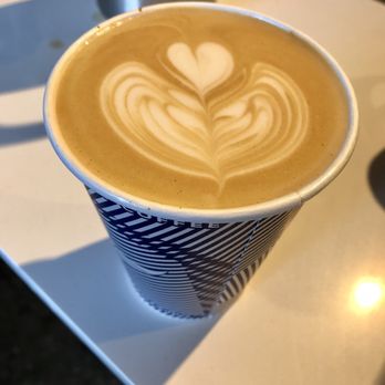 Intelligentsia Coffee - Yummy latte to go - Coffee & Tea Near Me - Chicago, Illinois