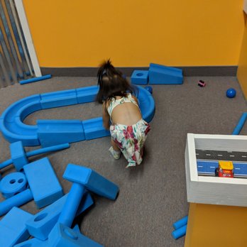 Boogie Babies - a toddler playing in a play room - Playgrounds Near Me - Rochester Hills, Michigan