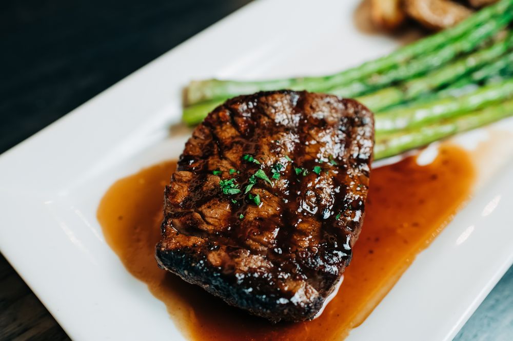 Woolley’s Kitchen & Bar