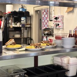 Swan Street Diner