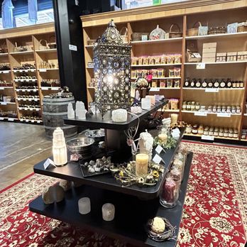 Mountain House Trading Company - Gifts of honey and candles and stuff - Meaderies Near Me - Afton, Virginia
