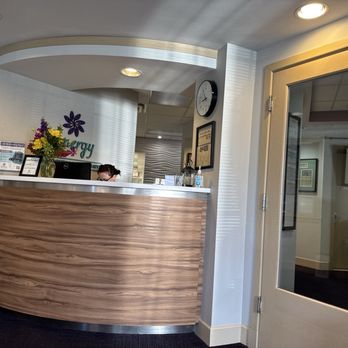 Synergy Periodontics and Implants - Reception - Periodontists Near Me - Fredericksburg, Virginia Synergy Periodontics and Implants - Reception - Periodontists Near Me - Fredericksburg, Virginia