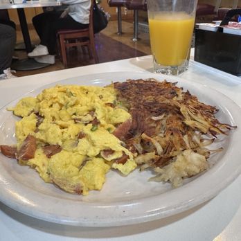 JT's Diner - Hawaiian Portuguese Sausage Scramble - American Near Me - Palm Desert, California
