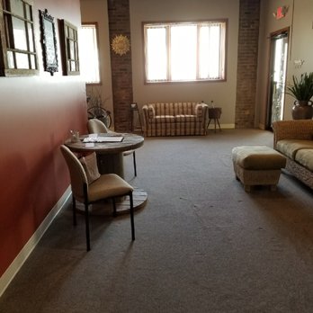 Tan In-Gold - Spray Tanning Near Me - Bloomington, Illinois Tan In-Gold - Spray Tanning Near Me - Bloomington, Illinois