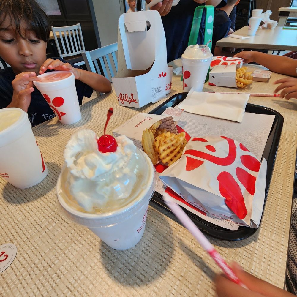 Chick-fil-A - Fast Food Near Me - Doral, Florida