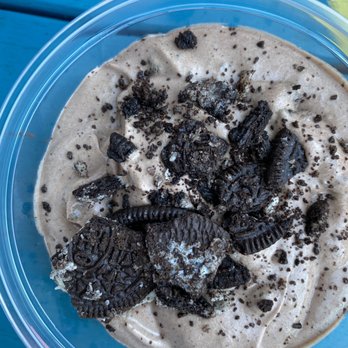White Tiger Gourmet - Chocolate Oreo pudding - Barbeque Near Me - Athens, Georgia