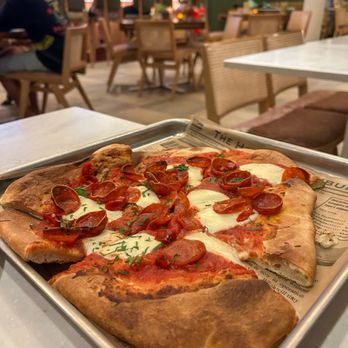 Favorite Son - Diavola - they ran out of Italian sausage and replaced with pepperoni - Hawaiian Near Me - Urban Honolulu, Hawaii