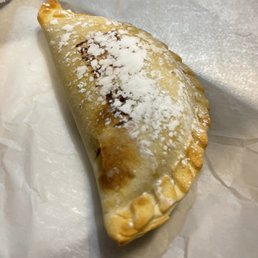 Dulce de Leche Empanada. Woooooow! Dulce de Leche Empanada. Woooooow!