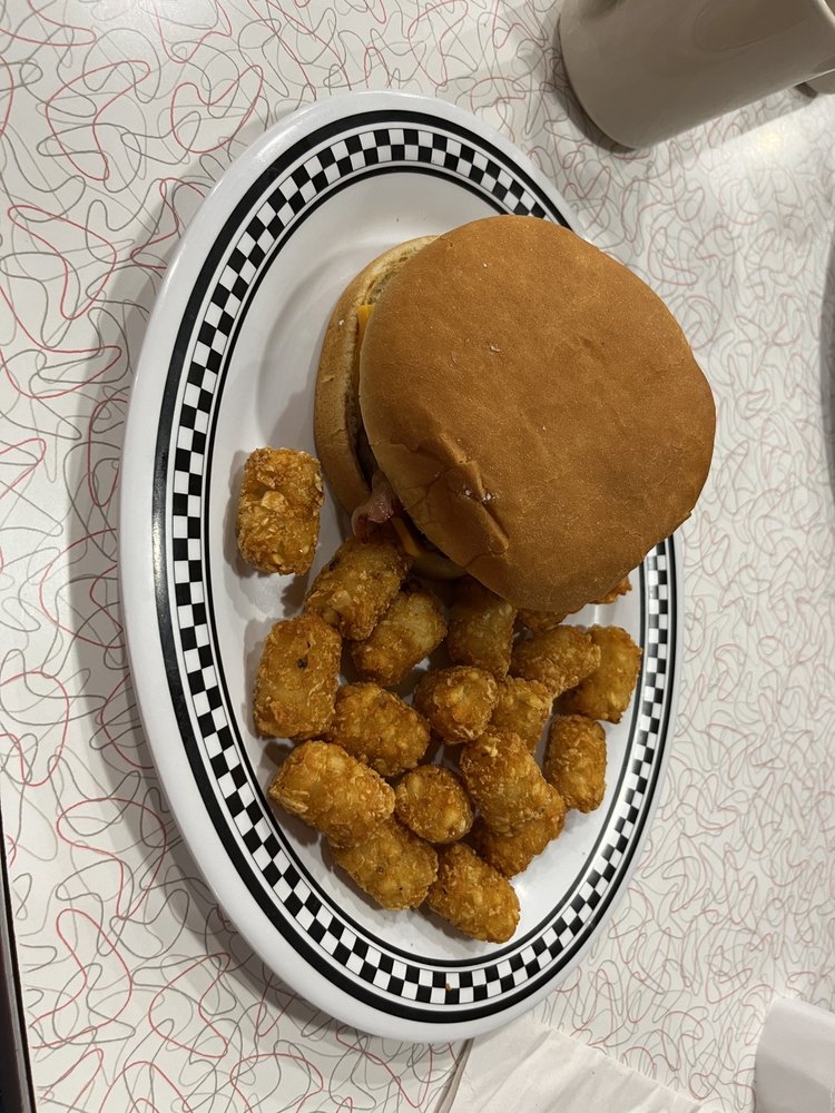 Food from Penny's Diner