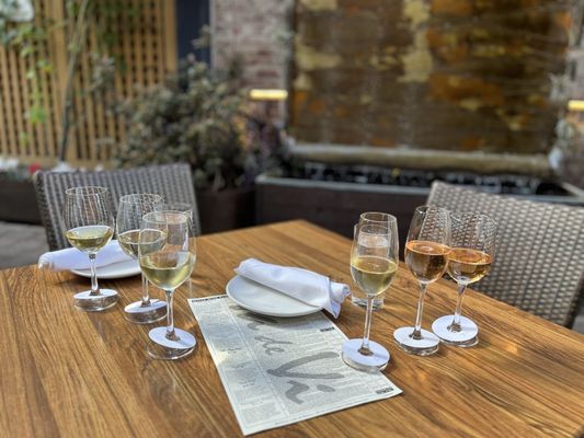 Va de Vi Bistro & Wine Bar by null