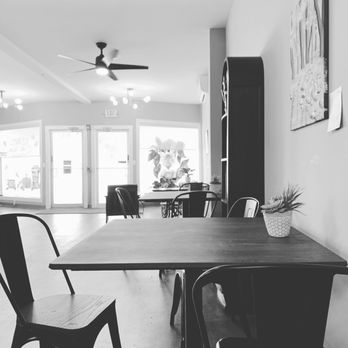 Cafe Luca Belle - a black and white photo of a dining room - Coffee & Tea Near Me - Wallingford, Connecticut