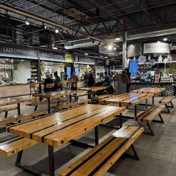 Konjo Ethiopian Food - Seating area nearby the Konjo food stall in Edgewater public market - Ethiopian Near Me - Edgewater, Colorado Konjo Ethiopian Food - Seating area nearby the Konjo food stall in Edgewater public market - Ethiopian Near Me - Edgewater, Colorado