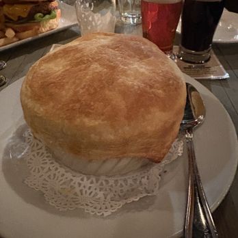 Fraunces Tavern - Slow Roasted Chicken Pot Pie - American Near Me - New York, New York Fraunces Tavern - Slow Roasted Chicken Pot Pie - American Near Me - New York, New York
