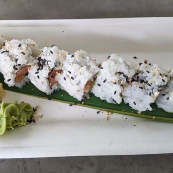 3 Monkeys Street Bar & Kitchen - Philadelphia Roll maki - Asian Fusion Near Me - Harwich, Massachusetts 3 Monkeys Street Bar & Kitchen - Philadelphia Roll maki - Asian Fusion Near Me - Harwich, Massachusetts