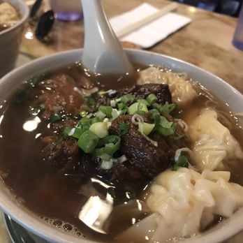 Mike's Noodle House - Wonton And Beef Brisket Noodle Soup - Cantonese Near Me - Seattle, Washington