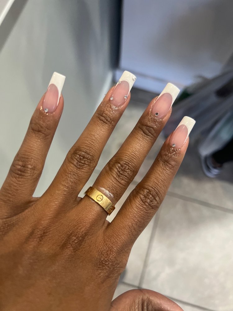 NAILS PIZAZZ CLOSED Updated June 2024 226 Photos & 80 Reviews