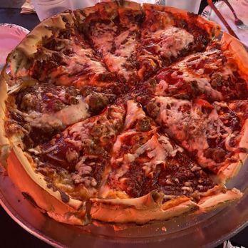 Blackthorn Pub and Pizza - Sausage & Pepperoni Thick Crust- Deep Dish - Pubs Near Me - St. Louis, Missouri Blackthorn Pub and Pizza - Sausage & Pepperoni Thick Crust- Deep Dish - Pubs Near Me - St. Louis, Missouri