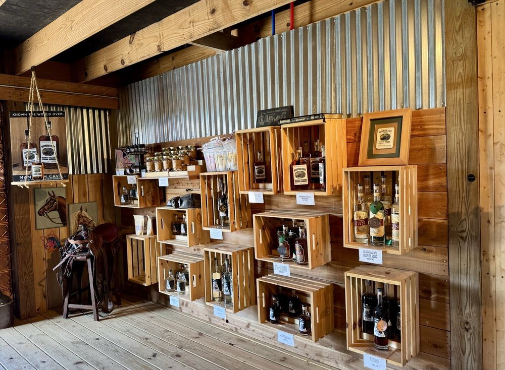 Balance Distilling Logo