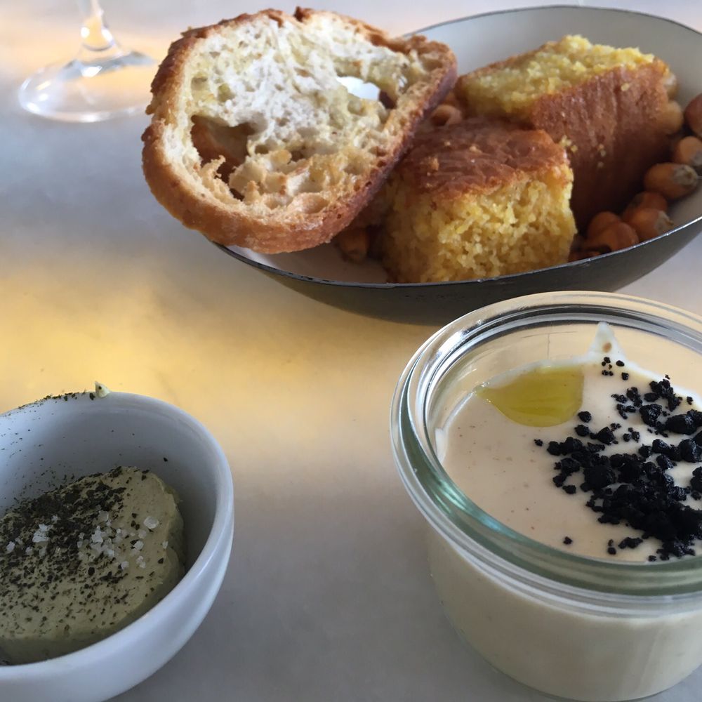 A Cevicheria - Bread and butter - Gastropubs Near Me - Lisbon, 11