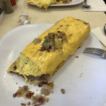 Southside Diner - Corned beef hash omelet - Diners Near Me - Parma, Ohio Southside Diner - Corned beef hash omelet - Diners Near Me - Parma, Ohio