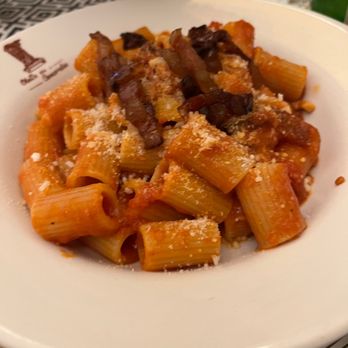 Otello alla Concordia - rigatoni w/ guanciale (pork cheeks) - Roman Near Me - Rome, RM Otello alla Concordia - rigatoni w/ guanciale (pork cheeks) - Roman Near Me - Rome, RM