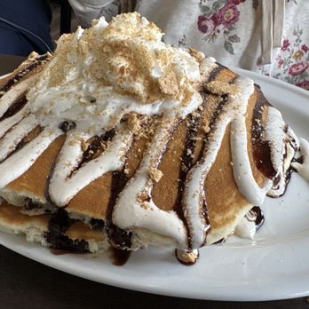 Southern Belle's - Camp-Fire Pancakes - Breakfast & Brunch Near Me - Barrington, Illinois