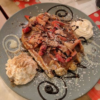 Geppetto Cafe - Tirimasu waffle - Creperies Near Me - Pittsburgh, Pennsylvania