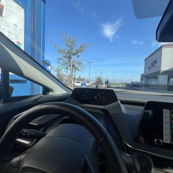 Dutch Bros Coffee - Juice Bars & Smoothies Near Me - Patterson, California