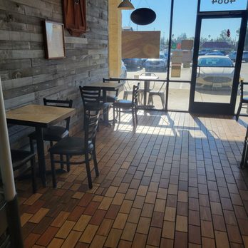 Good Eats Deli - Indoor seating - Delis Near Me - Fair Oaks, California