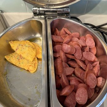 Tru by Hilton Cypress Houston - Omelets and sausages - Hotels Near Me - Cypress, Texas Tru by Hilton Cypress Houston - Omelets and sausages - Hotels Near Me - Cypress, Texas