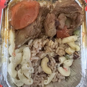 Jen’s Roti Shop - Curry Chicken Buss Up? Leftovers? - Caribbean Near Me - New York, New York Jen’s Roti Shop - Curry Chicken Buss Up? Leftovers? - Caribbean Near Me - New York, New York
