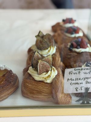 Paris En Rose Bakery & Cafe by null