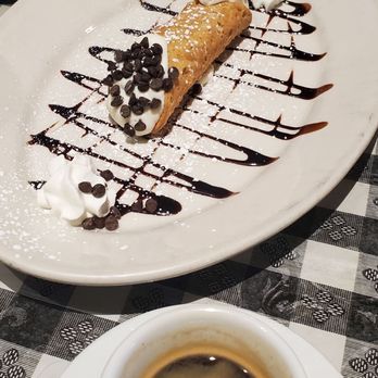 Vincitorios - Italian Near Me - Tempe, Arizona Vincitorios - Italian Near Me - Tempe, Arizona