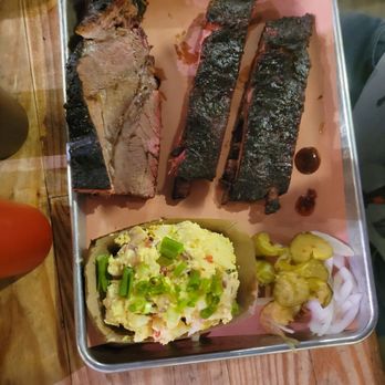 Pecan Lodge - Potatoe salad brisket and pork ribs - Sandwiches Near Me - Dallas, Texas Pecan Lodge - Potatoe salad brisket and pork ribs - Sandwiches Near Me - Dallas, Texas