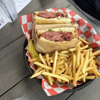 O’Briens Schoolhouse - Reuben with coleslaw instead of sauerkraut - Delis Near Me - Ada, Michigan O’Briens Schoolhouse - Reuben with coleslaw instead of sauerkraut - Delis Near Me - Ada, Michigan