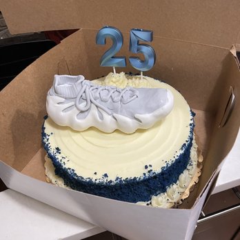 Sweet Amanda Leigh - Cake topper - Custom Cakes Near Me