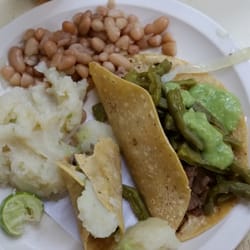 Tacos "Los Güeros" - Only 1 tortilla per taco