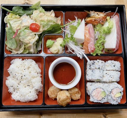 Osaka Ramen & Sushi by null