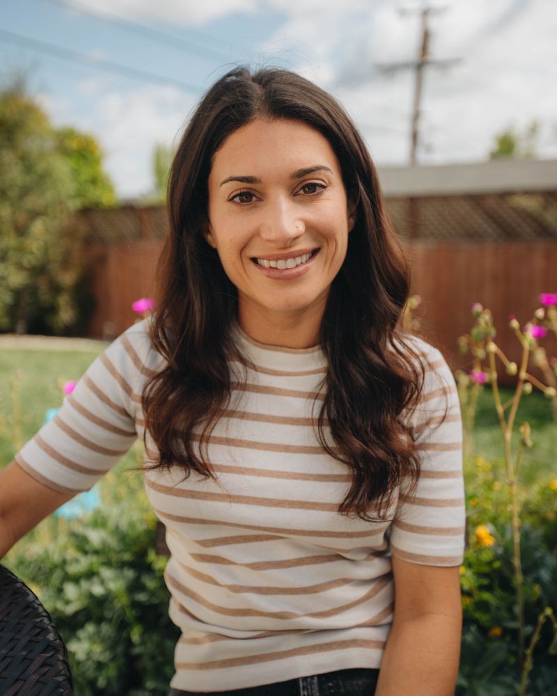 Sara E Weiss - child therapist in Los Angeles, CA
