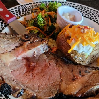 Finley's Bar & Grill - Prime Rib special - Bars Near Me - Manteca, California Finley's Bar & Grill - Prime Rib special - Bars Near Me - Manteca, California