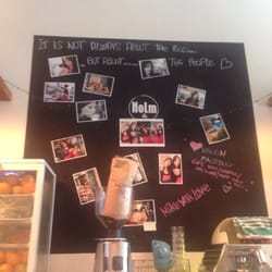 Holm Cafe - An absolute delight and fresh loving cafe in Potts Point. Beautiful breakfast, lunch and service. Very charming.