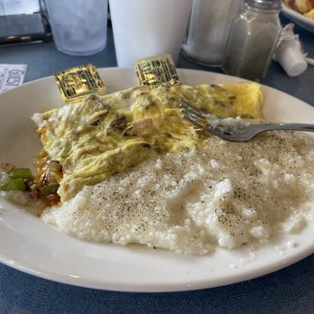 Takis Diner - Takis omelette and grits - Diners Near Me - Darlington, South Carolina