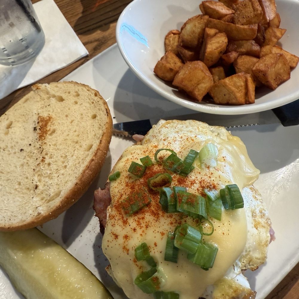 Benedict Burger