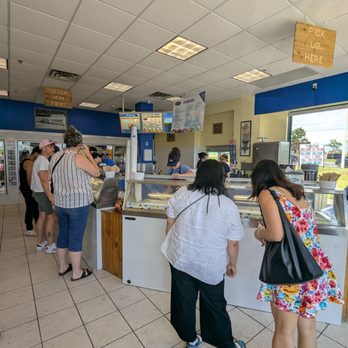 Kawartha Dairy - Ice Cream & Frozen Yogurt Near Me - Peterborough, Ontario Kawartha Dairy - Ice Cream & Frozen Yogurt Near Me - Peterborough, Ontario