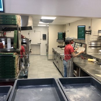 Papa Johns Pizza - The Kitchen - Pizza Near Me - Markham, Ontario