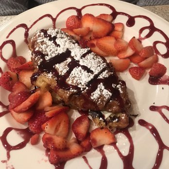 Mitchell's Diner - Croissant Royale - Diners Near Me - Oceanside, New York