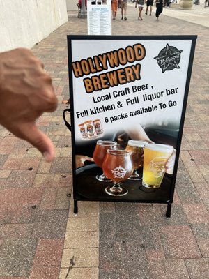 Hollywood Brewery by null