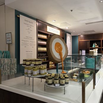 Fortnum & Mason - Accessories Near Me - London, XGL